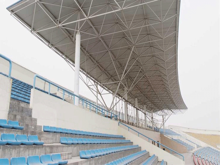 巴彦淖尔四小体育馆网架